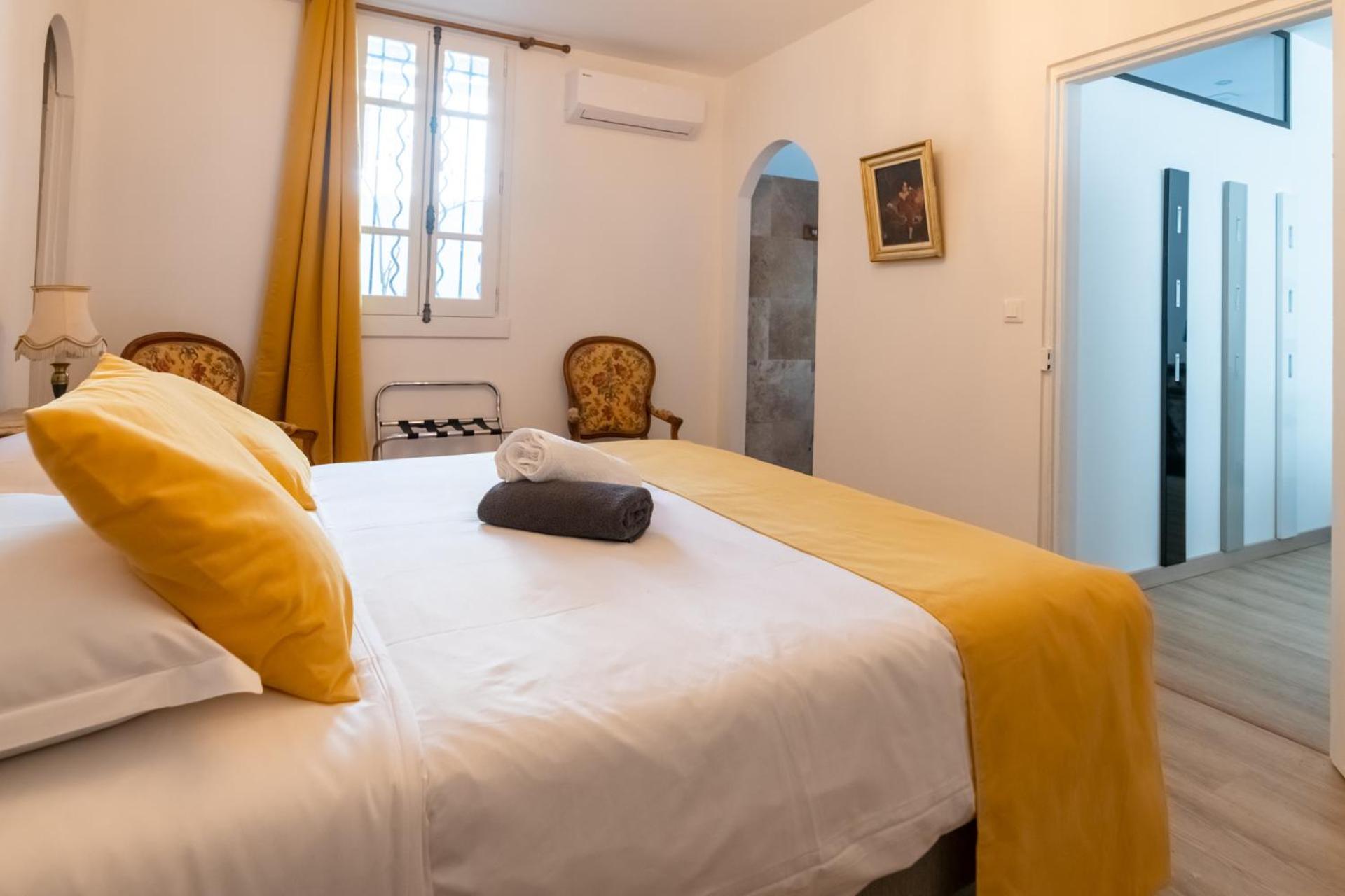 Bien D'Exception En Face Du Palais Des Papes Lejlighed Avignon Eksteriør billede